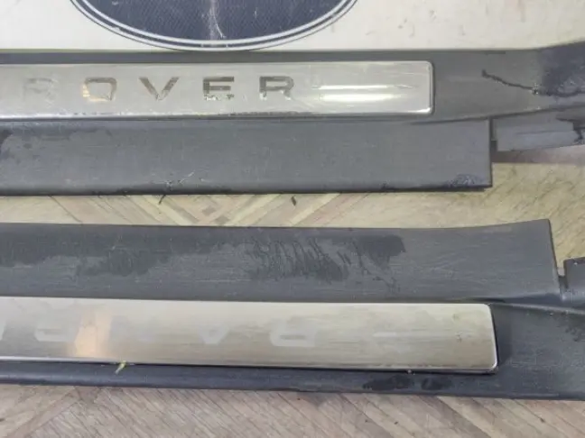 Накладка порога комплект Range Rover Sport L320