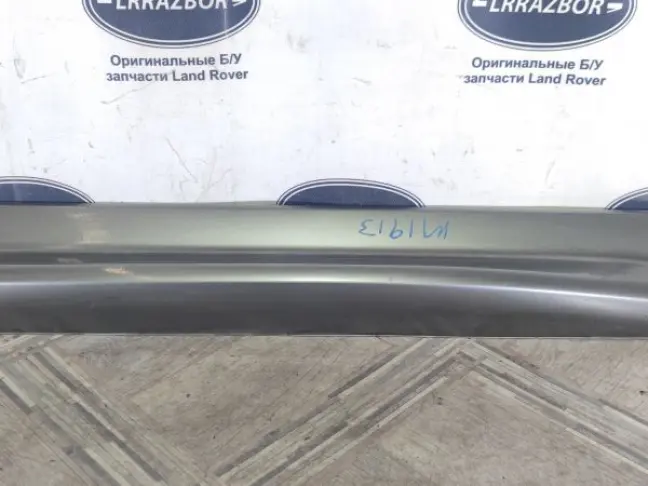 Молдинг передний правый  Range Rover Sport L320