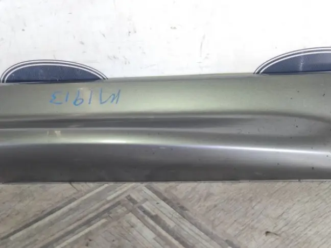 Молдинг передний правый  Range Rover Sport L320