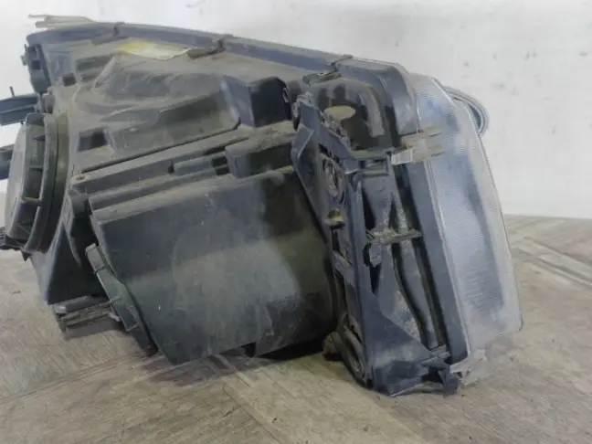 Фара левая адаптивная Range Rover Sport L320