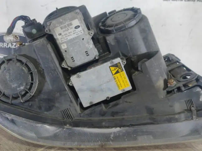 Фара левая адаптивная Range Rover Sport L320