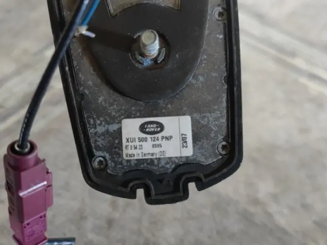 Антенна плавник на крышу Range Rover 3 L322 05+