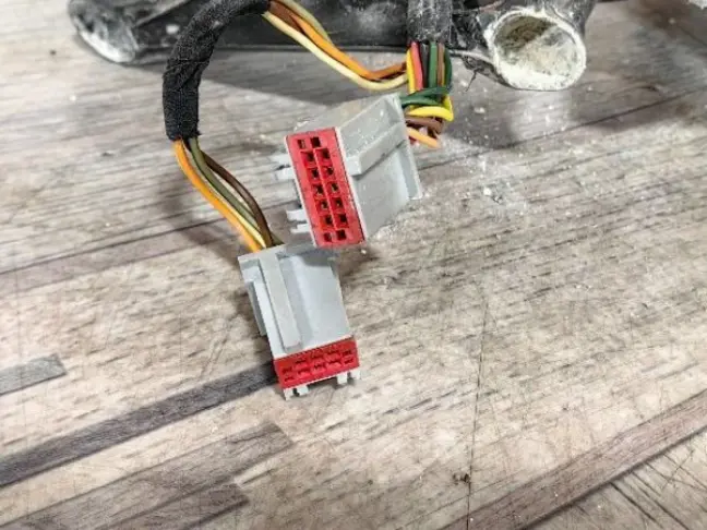 Зеркало левое НА З/Ч DISCOVERY 3 L319 05-09