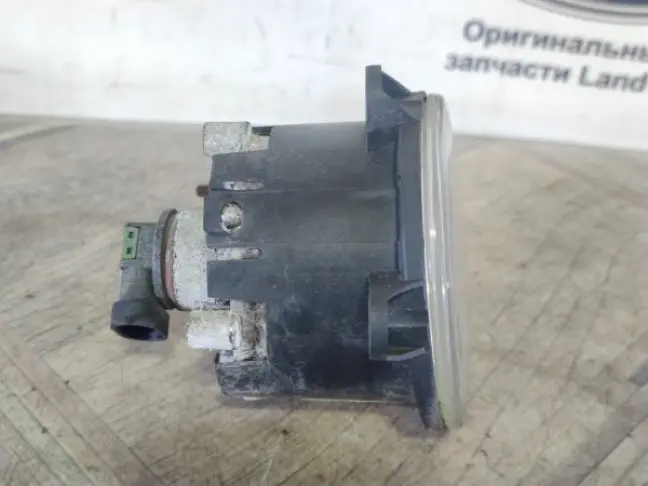 Туманка правая Range Rover Sport L320 дорест