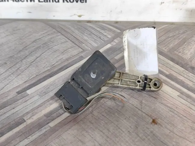 Датчик положения кузова передний RRS L320 дорест