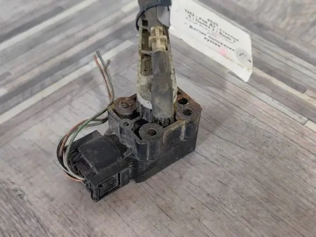 Датчик положения кузова передний RRS L320 дорест