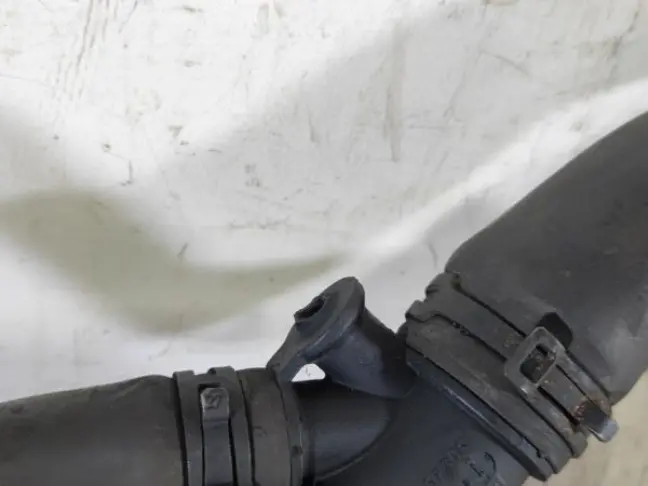 Патрубок охлаждения Range Rover Sport L320 3.6