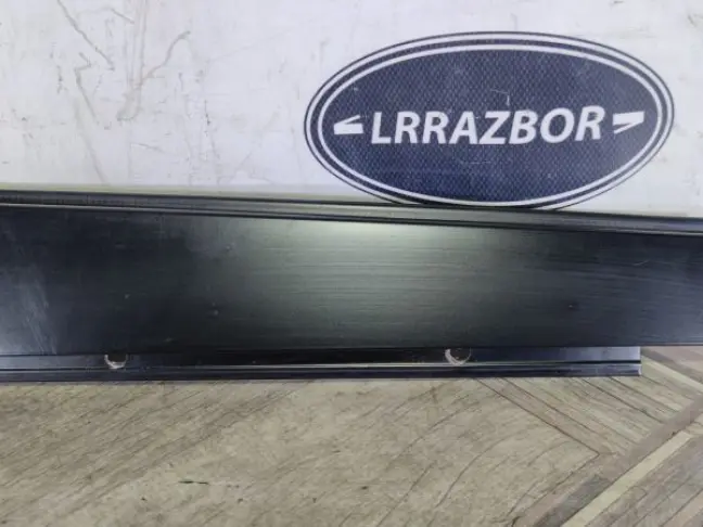 Молдинг стойки задний левый Range Rover L322