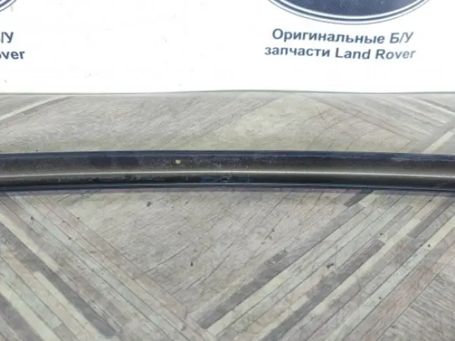 Молдинг стойки задний левый Range Rover L322