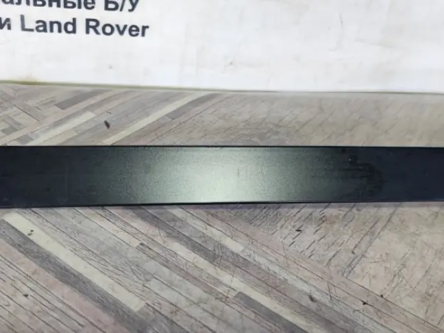 Молдинг стойки задний левый Range Rover L322