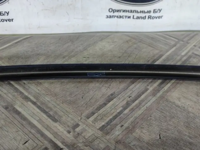 Молдинг стойки задний правый Range Rover L322