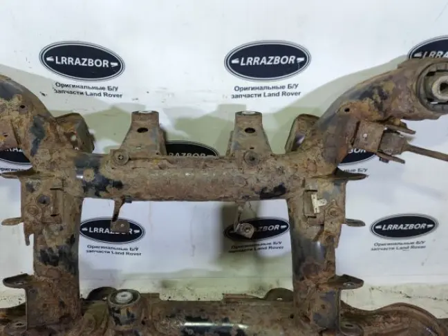 Подрамник задний Range Rover L322 2005-2012