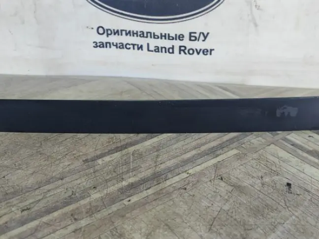 Молдинг стойки задний правый Range Rover L322