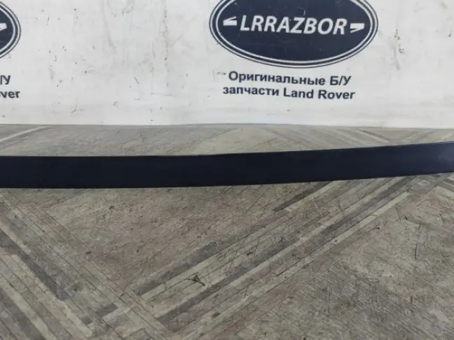 Молдинг стойки задний правый Range Rover L322