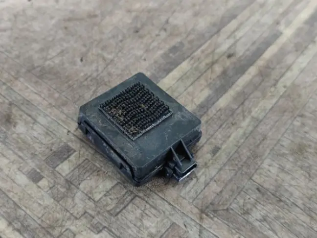 Приемник антенна давления в шинах Range Rover L322