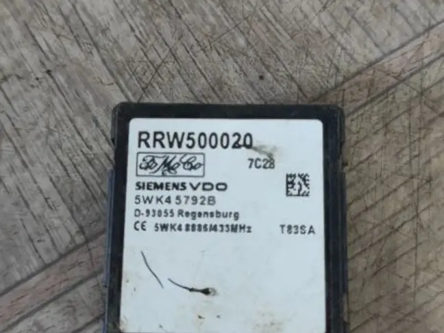 Приемник антенна давления в шинах Range Rover L322