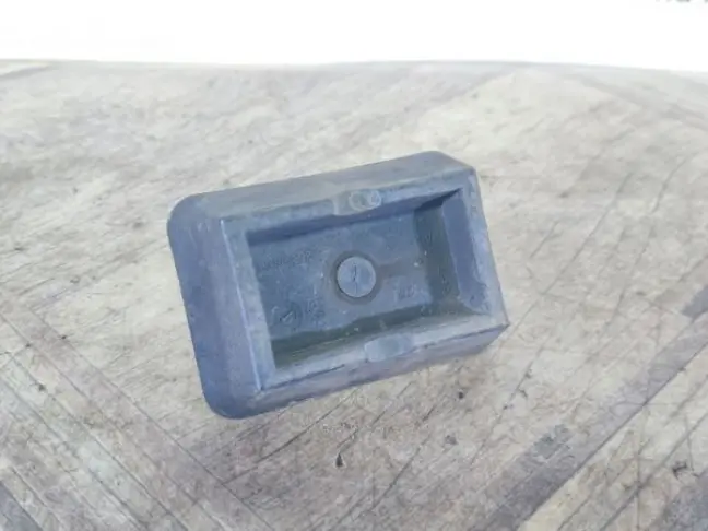 Подставка под домкрат Range Rover 3 L322 02-12