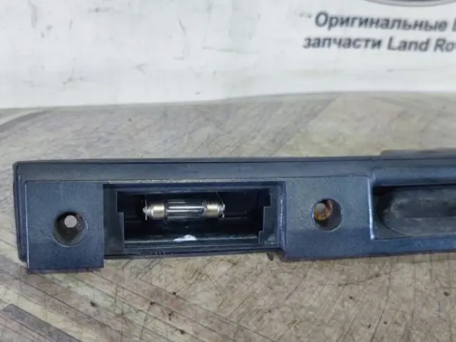 Кнопка открывания багажника Range Rover 3 L322