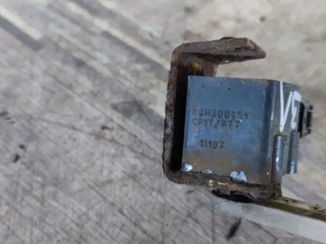 Датчик положения кузова лев Range Rover L322 05-09