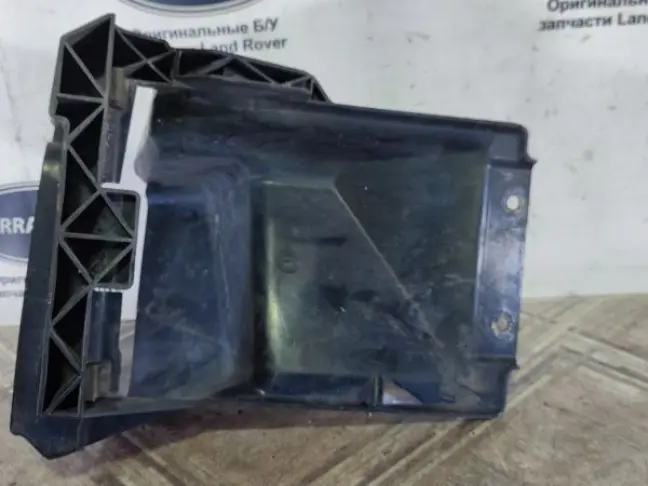 Кронштейн дефлектор радиатора Range Rover L322