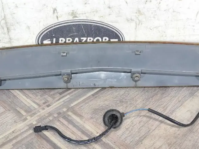 Стоп сигнал дополнительный Range Rover L322 02-12