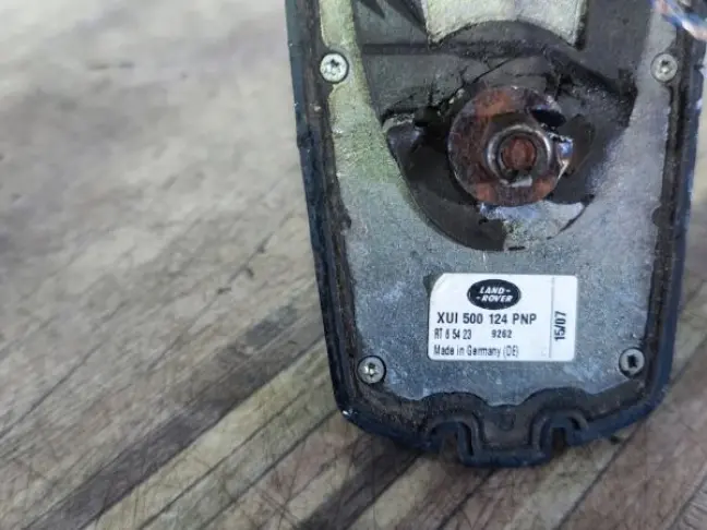 Антенна плавник на крышу Range Rover 3 L322 05+