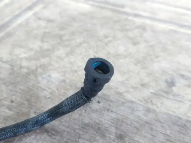 Трубка возврата топлива DISCOVERY 3 2.7 дизель