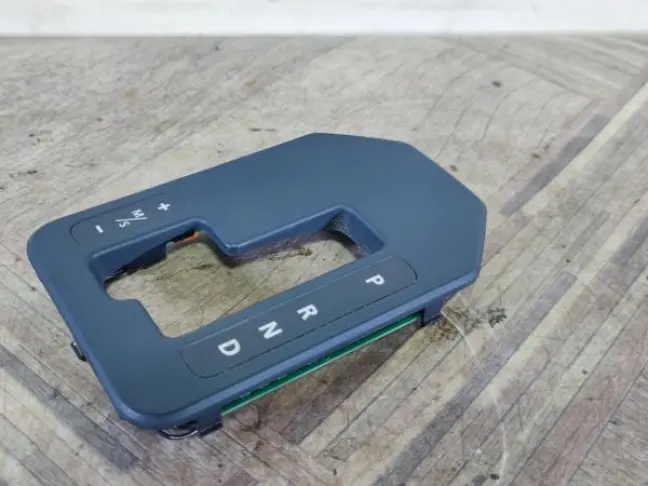 Накладка селектора Land Rover DISCOVERY 3 L319