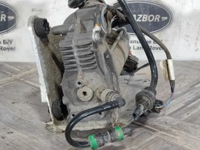 Компрессор пневмоподвески AMK L319/L320 05-13