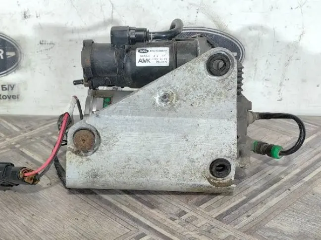 Компрессор пневмоподвески AMK L319/L320 05-13