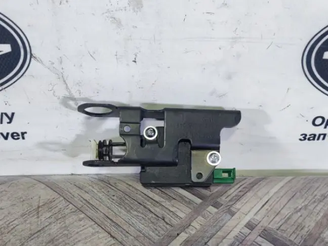 Замок лючка бензобака DISCOVERY 3/4 L319