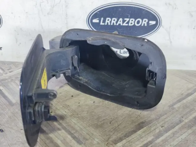 Лючок бензобака Land Rover DISCOVERY 3/4 L319