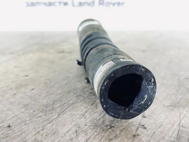 Патрубок охлаждения Freelander 2 2.2