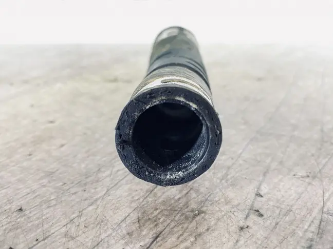 Патрубок охлаждения Freelander 2 2.2