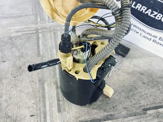 Топливный насос в бак Land Rover Freelander 2 2.2