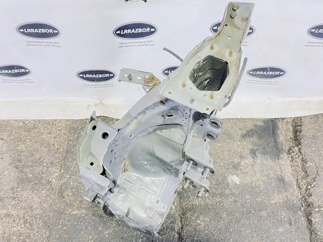 Четверть левая передняя Land Rover Freelander 2