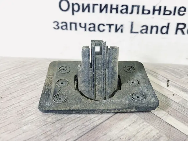 Кронштейн парктроника Land Rover Freelander 2