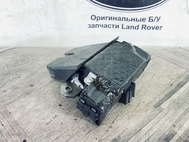 Замок багажника Land Rover Freelander 2 L359