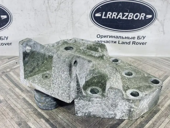 Кронштейн ДВC верхний Land Rover Freelander 2 L359