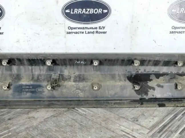 Молдинг левый передний Land Rover Freelander 2