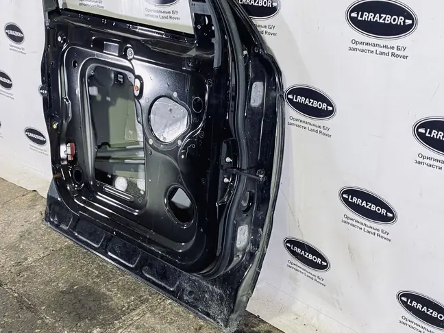 Дверь передняя левая Range Rover Sport L320