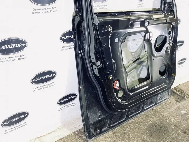 Дверь передняя левая Range Rover Sport L320