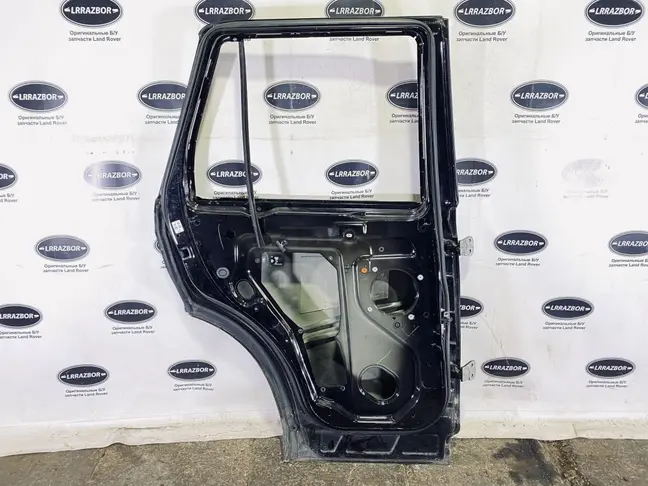 Дверь задняя левая Range Rover Sport L320