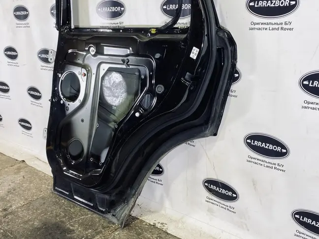 Дверь задняя правая Range Rover Sport L320