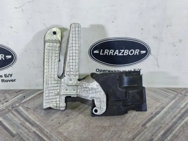 Термозащита глушителя Land Rover Evoque 1