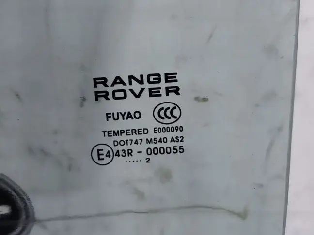 Стекло двери задней левой Land Rover Evoque I
