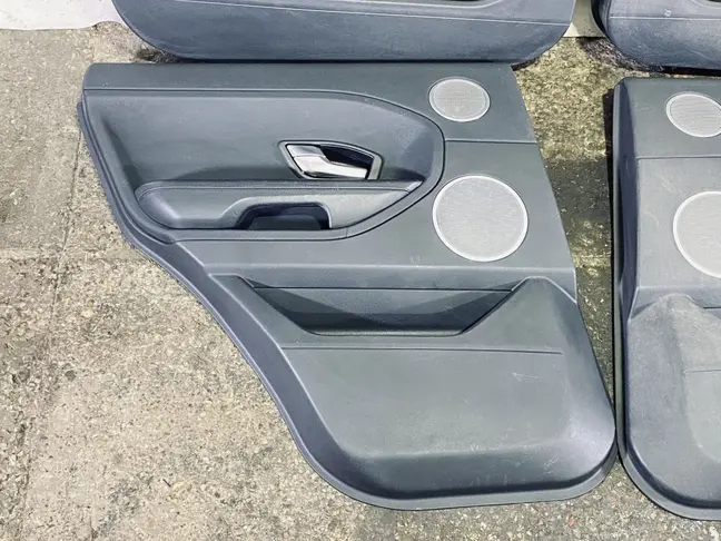 Обшивки дверей Land Rover Evoque L538