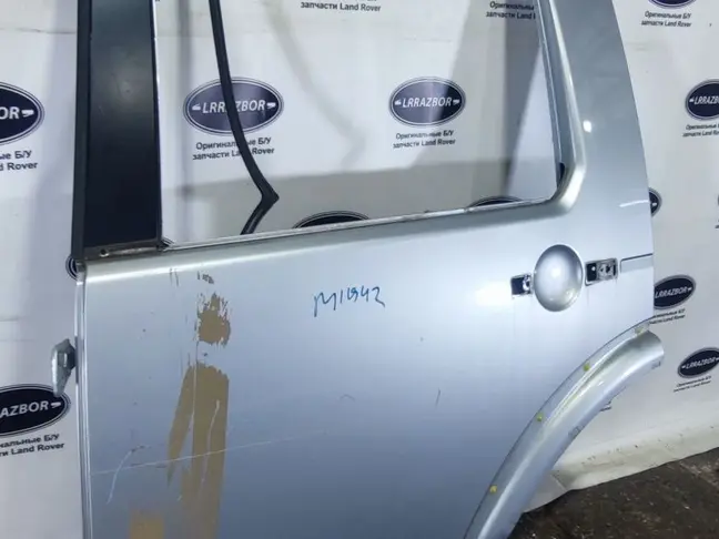 Дверь задняя левая DISCOVERY 3/4 L319  2005 - 2014