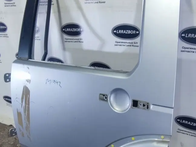 Дверь задняя левая DISCOVERY 3/4 L319  2005 - 2014