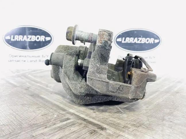 Суппорт передний правый Land Rover Evoque I L538